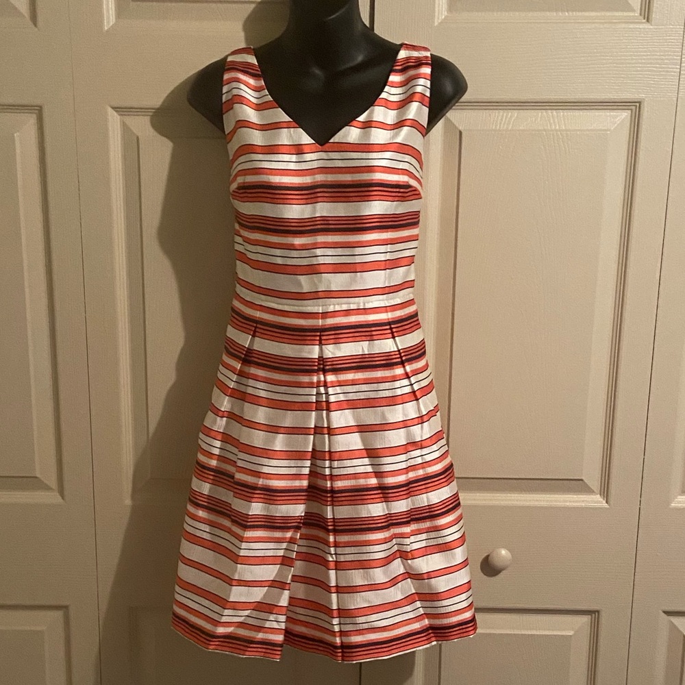 Ann Taylor pink sleeveless Dress